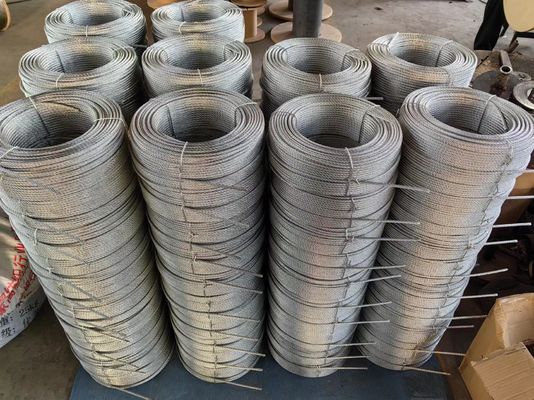 Goede prijs. Helder samengeperst staaldraad touw 4Vx39S 5FC 4 Strand Flat Geen roterende ongegalvaniseerde staaldraad online